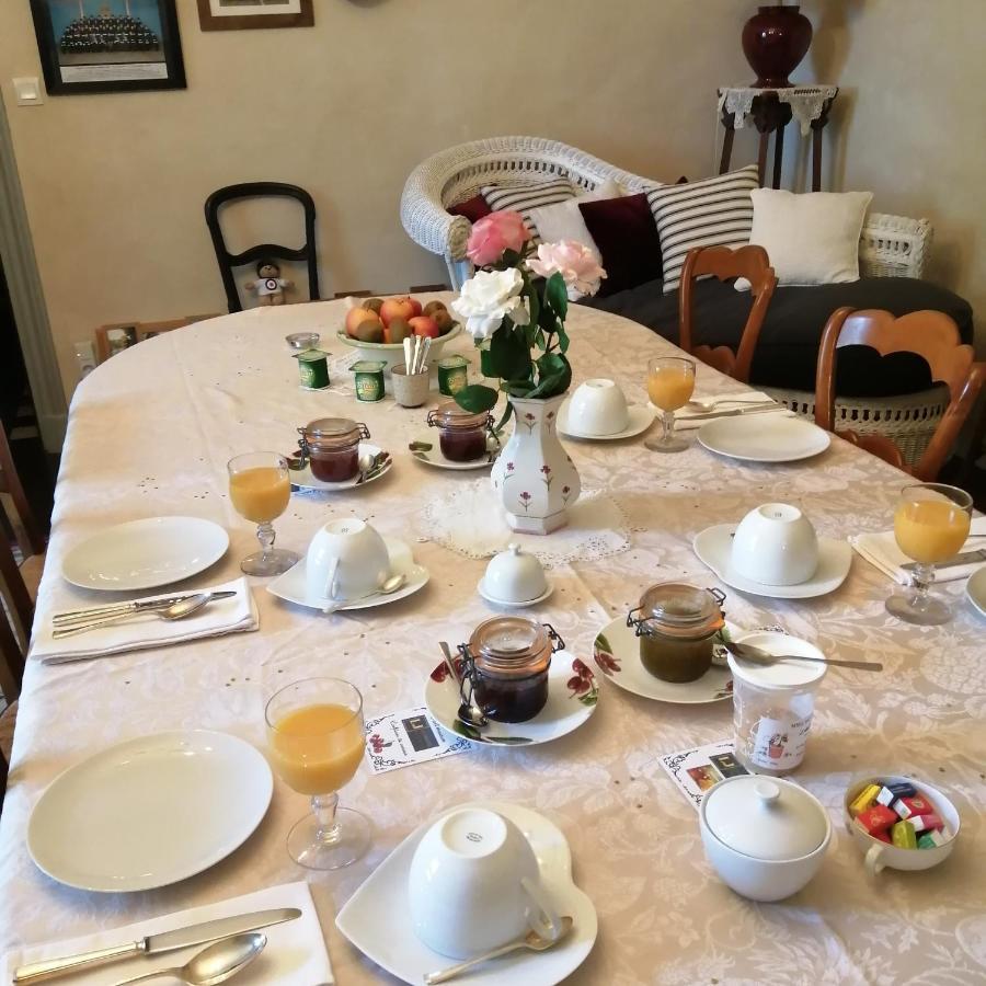 La Jariette Bed & Breakfast Airvault Екстериор снимка